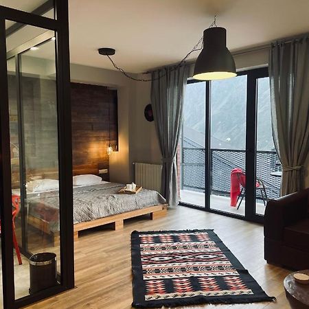 Kazbegi Stylish Apartment Eksteriør billede