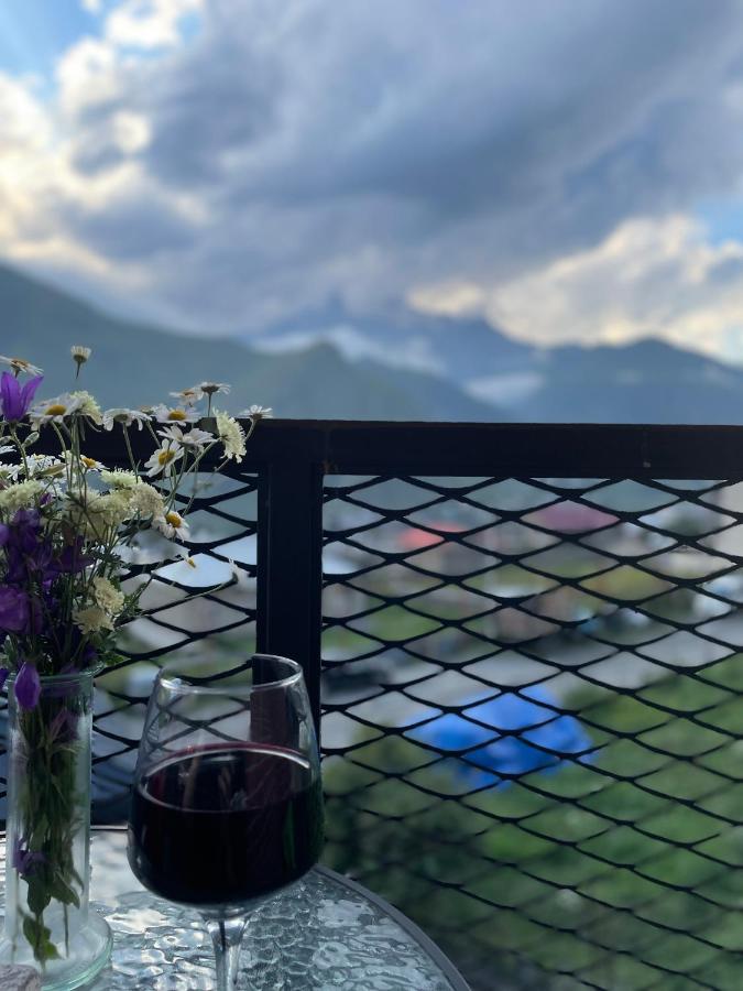 Kazbegi Stylish Apartment Eksteriør billede