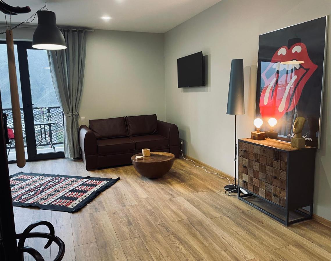 Kazbegi Stylish Apartment Eksteriør billede